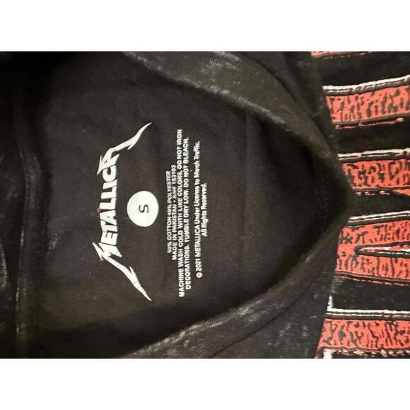 Men’s Small Metallica Concert Long Sleeve T-Shirt Flaming Skull Black and Gray - Picture 3 of 5